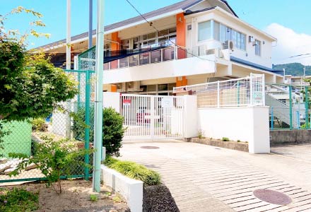 かやのこども園乳児部 徒歩12分