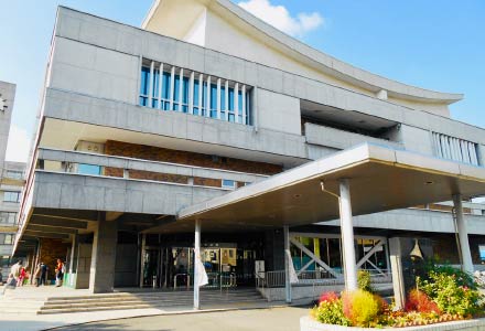 箕面市役所 徒歩29分