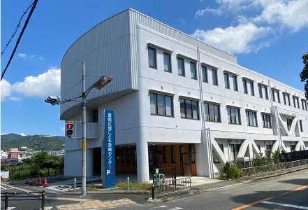 豊能広域こども急病センター徒歩32分