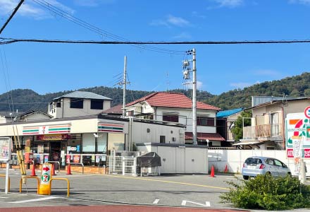 セブンイレブン 徒歩9分