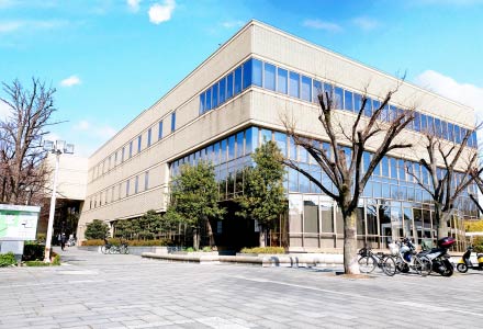 メイプルホール 徒歩18分